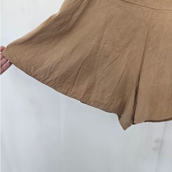 VINCE Tan Khaki Linen Blend Flounce Side Zip Shorts High Waisted sz 10 Preppy - Picture 3 of 7
